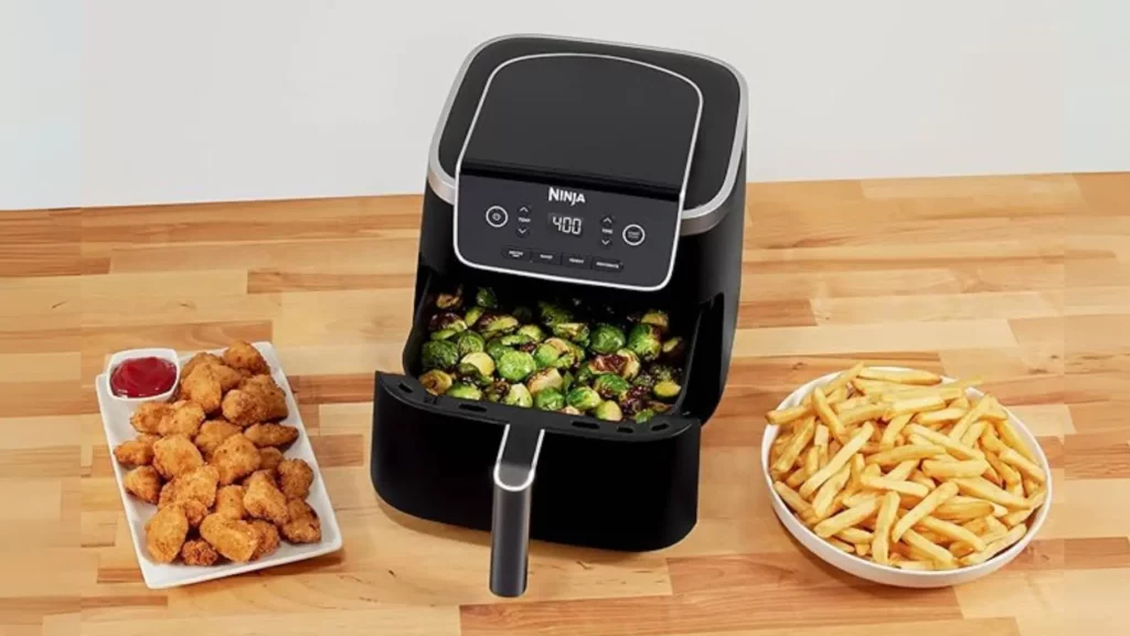 Ninja Air Fryer Pro 4-in-1 cooking fries – product review on wowierecipes.com